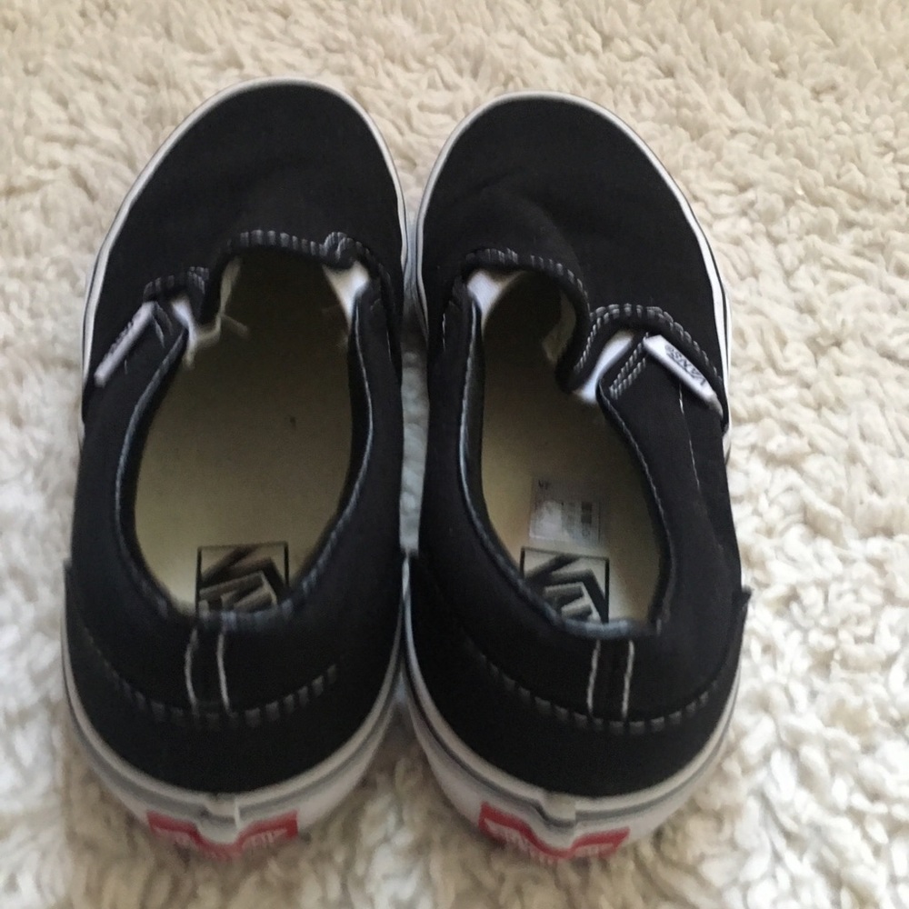 Vans - Picture 3 of 8